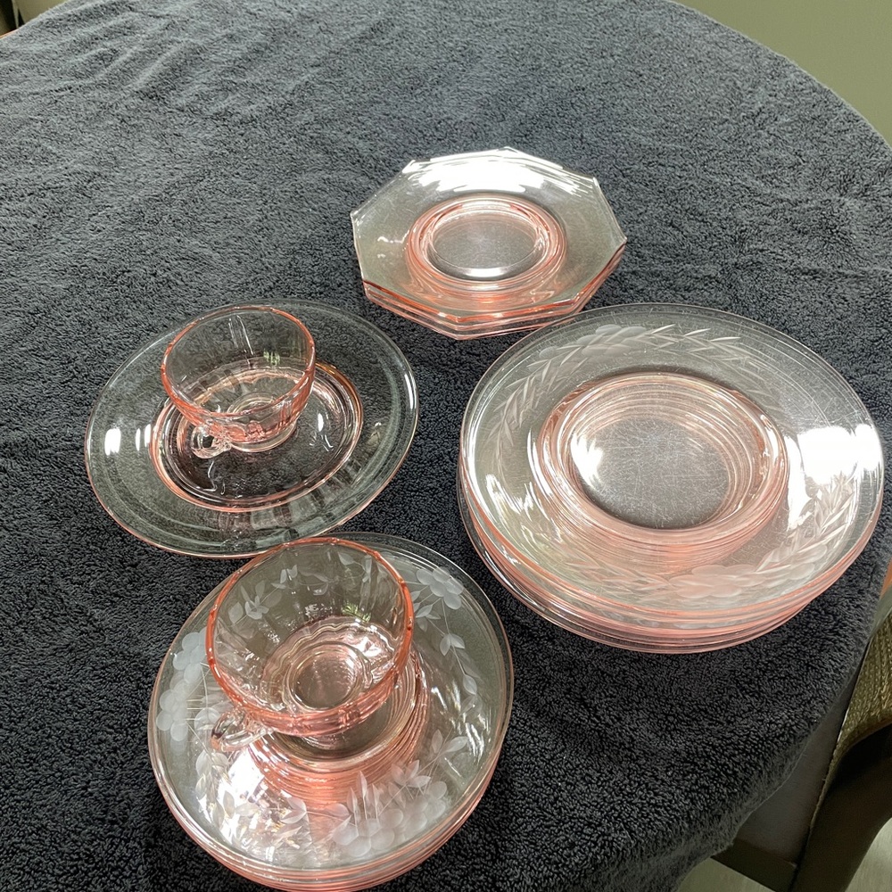 Vintage Light Pink Depression Glass Tea Set